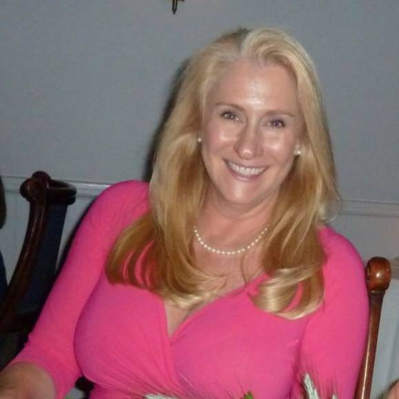 Meet your Posher, Sissy - Picture 1 of 1